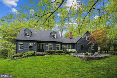 4762 Neptune Dr Alexandria, VA 22309