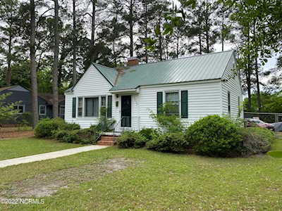 1015 Elizabeth Drive Laurinburg, NC 28352