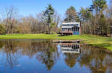 289 Band Camp Rd Saugerties, NY 12477
