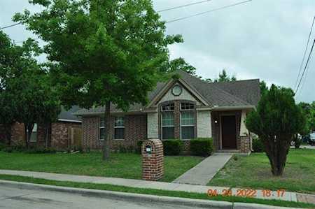 813 W Josephine Street Mckinney, TX 75069