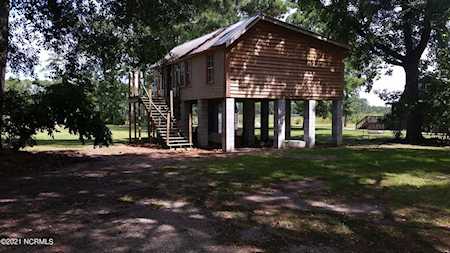 437 Muddy Creek Road Aurora, NC 27806