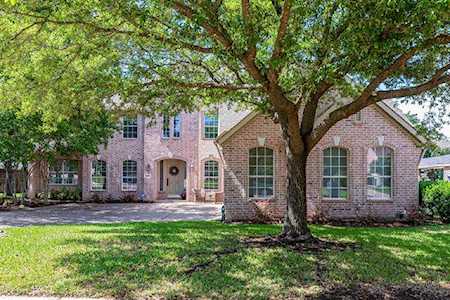 2405 Creekwood Court Keller, TX 76248