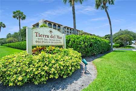 950 Ponce De Leon Rd #111 Boca Raton, FL 33432