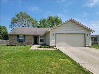508 Woodfield Circle Avon, IN 46123