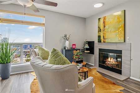 530 Melrose Ave E #401 Seattle, WA 98102