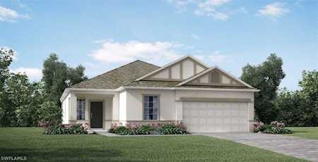 8808 Cascade Price Circle North Fort Myers, FL 33917