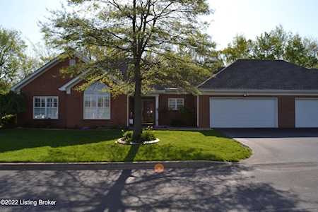 9705 Mcneely Lake Dr Louisville, KY 40229