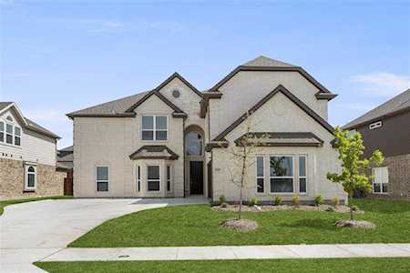 8709 Becker Avenue Fort Worth, TX 76123