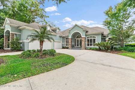 13748 Hammock Cay Dr Jacksonville, FL 32225