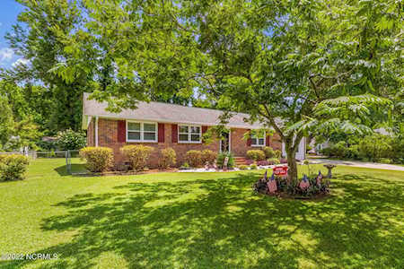 2909 Northwoods Drive Jacksonville, NC 28540