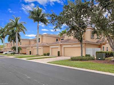 6040 Jonathans Bay Cir #402 Fort Myers, FL 33908