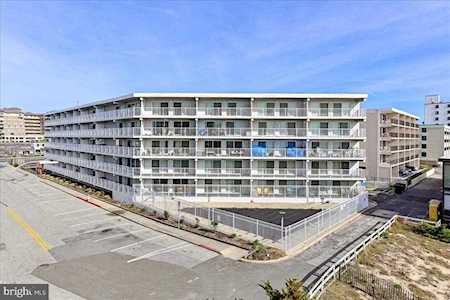 2 80th St #202 Ocean City, MD 21842