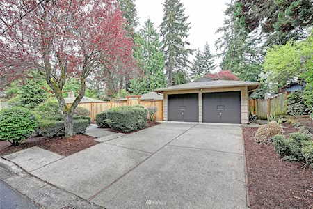 16509 NE 28th St Bellevue, WA 98008