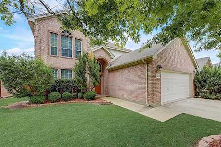 2828 Red Wolf Drive Fort Worth, TX 76244