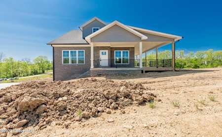 670 Crafton Dr Taylorsville, KY 40071