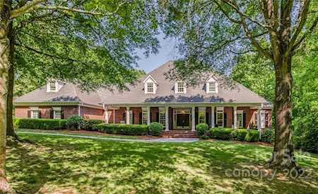 4920 Parview Dr S Charlotte, NC 28226