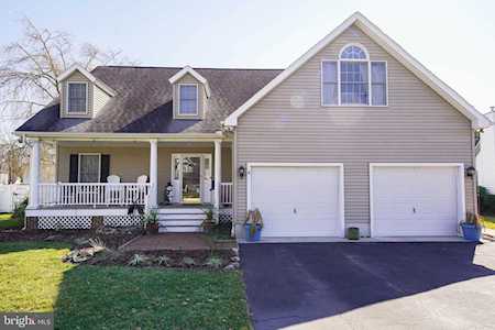 4 Henrys Mill Dr Berlin, MD 21811