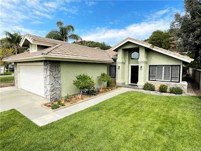 28065 Kenton Ln Saugus, CA 91350