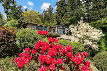 6208 E Mercer Way Mercer Island, WA 98040