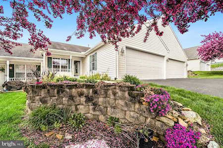 220 Equine Cove #220 Red Lion, PA 17356