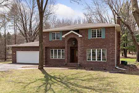316 Edgecumbe Drive Mahtomedi, MN 55115