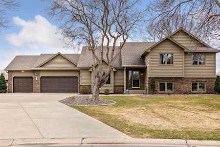 8718 Kilbirnie Terrace Brooklyn Park, MN 55443