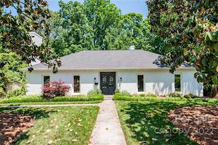 3327 Tinkerbell Ln Charlotte, NC 28210