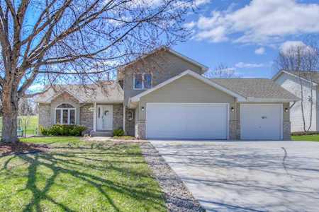 9071 Parkside Drive Woodbury, MN 55125