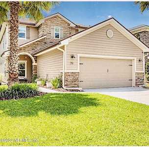 79 Fernbrook Dr St Johns, FL 32259