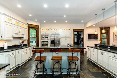 2108 Kenilworth Pl Louisville, KY 40205