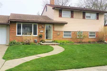 29700 Trancrest St Livonia, MI 48152