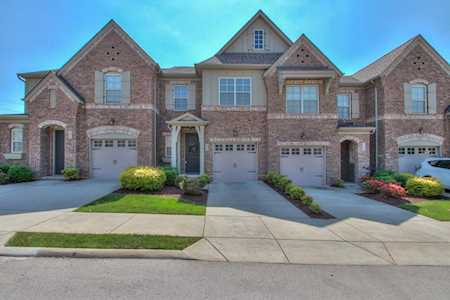 1978 Newark Ln Thompsons Station, TN 37179