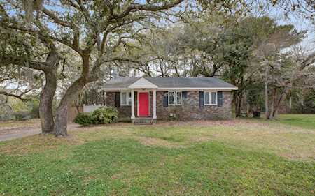 269 E Shore Ln Charleston, SC 29407