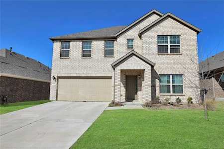 944 Royal Lane Celina, TX 75009