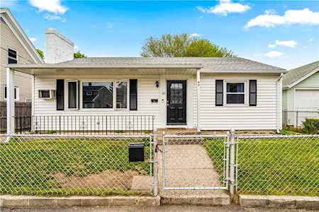 62 Bristol Ave Pawtucket, RI 02861