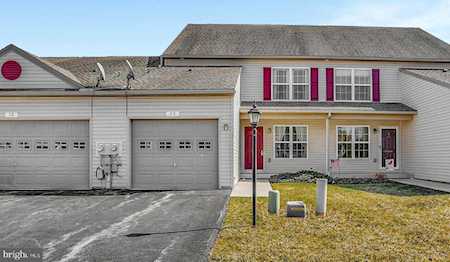 11 Cedarfield Dr Gettysburg, PA 17325