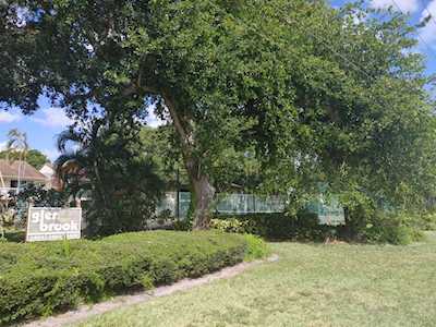 3402 Gardens East Drive #18a Palm Beach Gardens, FL 33410