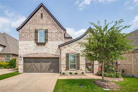 733 Royal Minister Boulevard Lewisville, TX 75056