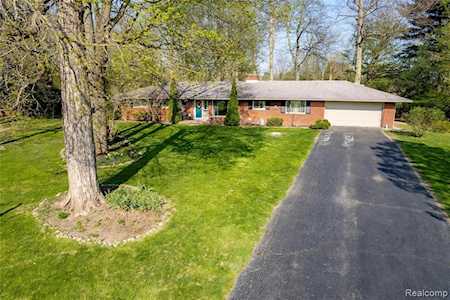 31671 Staman Circle Farmington Hills, MI 48336
