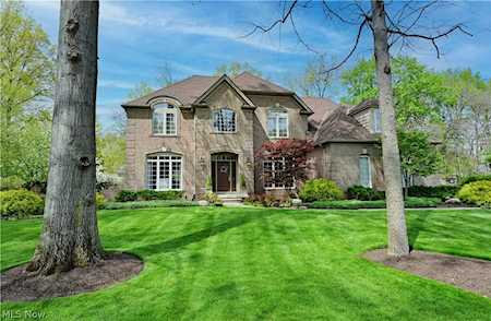 32330 Brandon Place Avon Lake, OH 44012