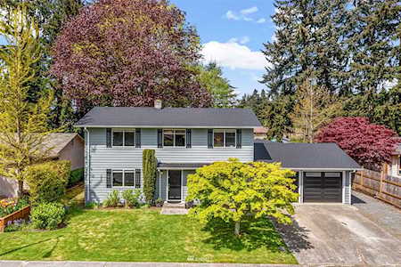 6221 183rd Place SW Lynnwood, WA 98037