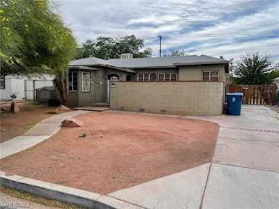 1228 S 9th St Las Vegas, NV 89104