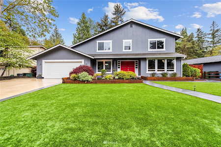 2310 166th Ave SE Bellevue, WA 98008