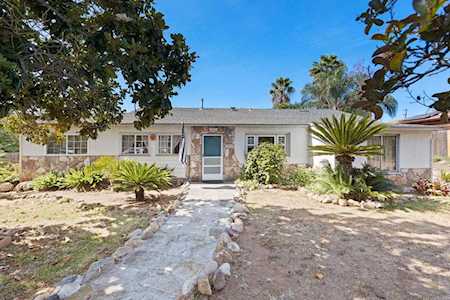 1223 Dawnridge Ave El Cajon, CA 92021