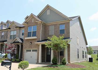1607 Hampshire Pl Thompsons Station, TN 37179
