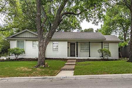 5801 Whitman Avenue Fort Worth, TX 76133