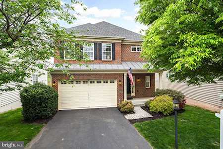 43052 La Riva Dr Ashburn, VA 20148