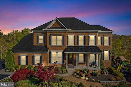 9331 Elkhorne Run Ct Lorton, VA 22079