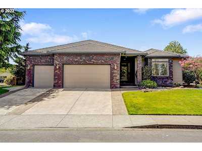 2335 NW Astor St Camas, WA 98607