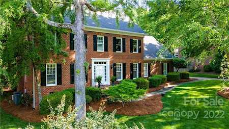 7217 St Clair Dr Charlotte, NC 28270